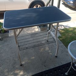 Pet Grooming Table....3 Ft...2 Ft..31height