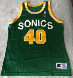*Rare & Near Mint* Vintage Champion Seattle Supersonic Shawn Kemp Jersey Size: 44 $175 obo