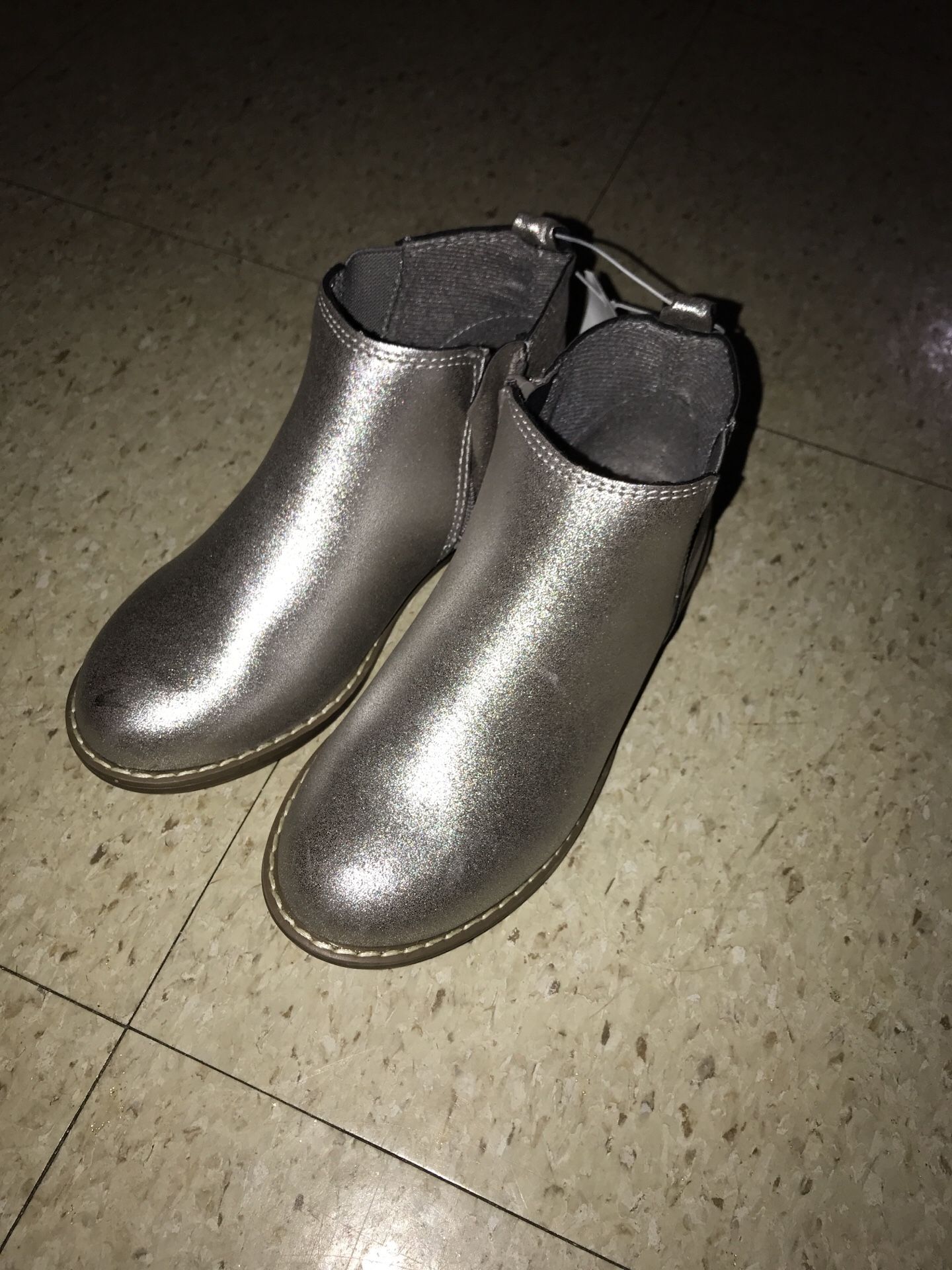 Gap girl booties size 1