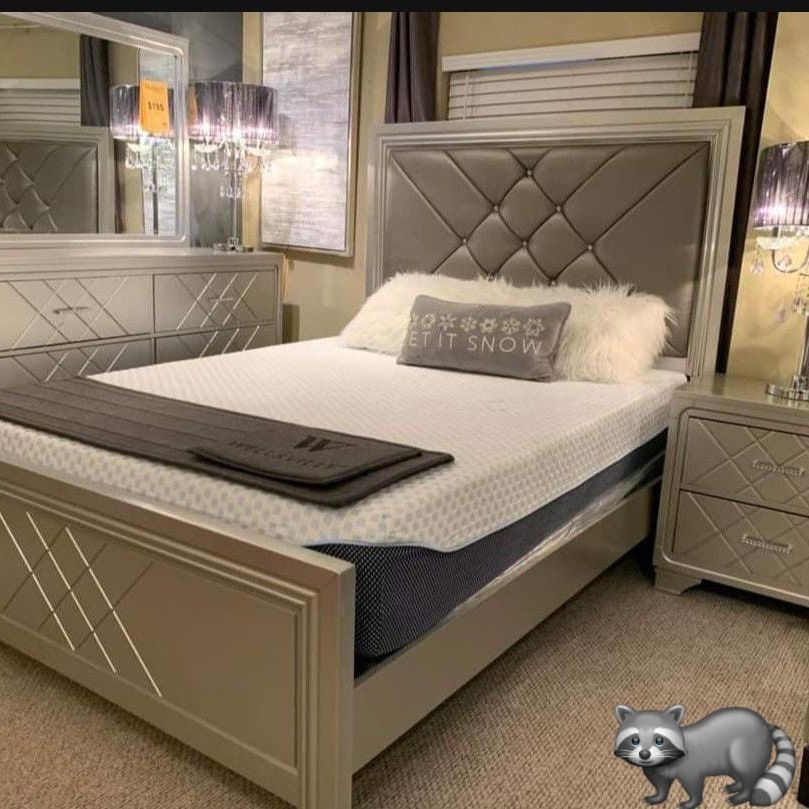 Phoebe 5 Pcs Bedroom Set Queen or King Bed Dresser Nightstand Mirror and CHEST With İnterest Free Payment Options 