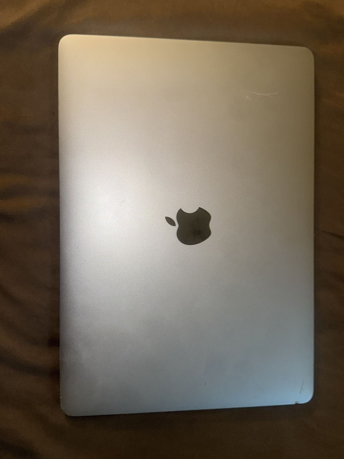 2016 Macbook Pro 2.9 Ghz i5 8Gb 500 Gb
