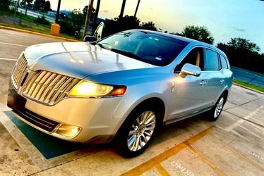 2010 Lincoln MKT