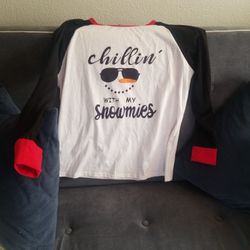 Size Med/L CHILLIN WITH MY SNOWMIES