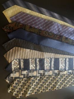 Men's Ties, Lot of 35 (Jhane Barnes, Kenneth Cole, Calvin Klein, Bill Blass, Pierre Cardin & more)
