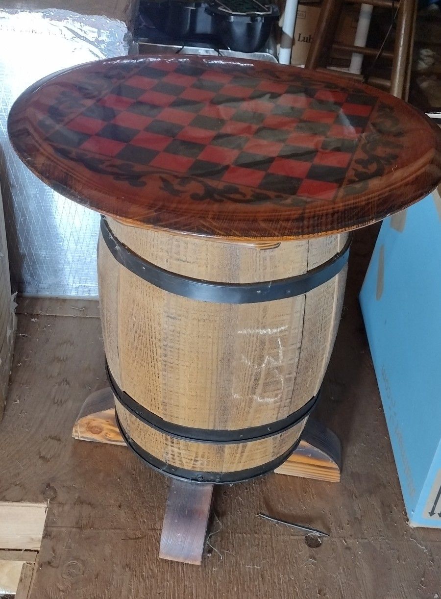 Barrel Art Barrel Head Checkers & Chess table