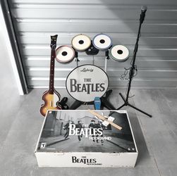The Beatles: Rock Band Limited Edition (Wii, 2009) W/Dongles and Guitar OG Box