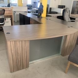 Executive Desk L Shape With Glass 6’x7’gray 