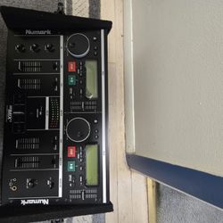 Newmarc Dual CD DJ Mixer w/built-in case