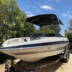Glastron Bowrider 225
