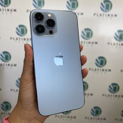 iPhone 13 Pro Max Sierra Blue Unlocked $680 Like New 