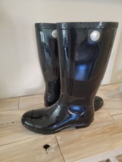 **BRAND NEW** UGG SHAYE BLACK TALL WATERPROOF BOOTS