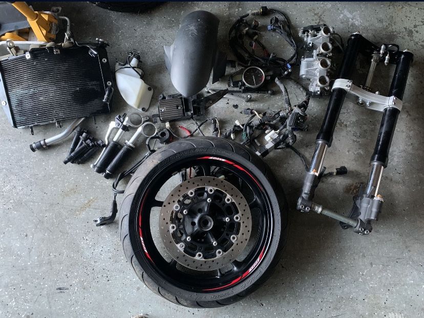 06-16 Yamaha R6 Yzf R6r Part Out