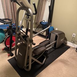 Precor EFX 5.25 Elliptical Crosstrainer