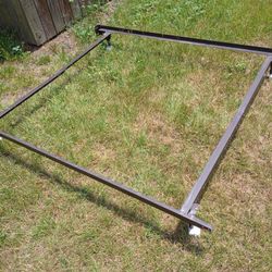 Bed Frame Metal Rails on Wheels Adjustable Queen Full Twin Size *25.00*