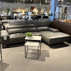 2PC Sectional 