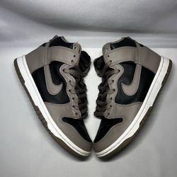 Size 6 - Nike Dunk High Moon Fossil W