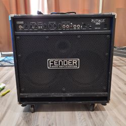 Fender Rumble 350 Combo Bass Amp, 350 W