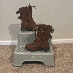 Toddler Girls Boots Size 8