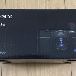 Sony RX100 Vii Camera 