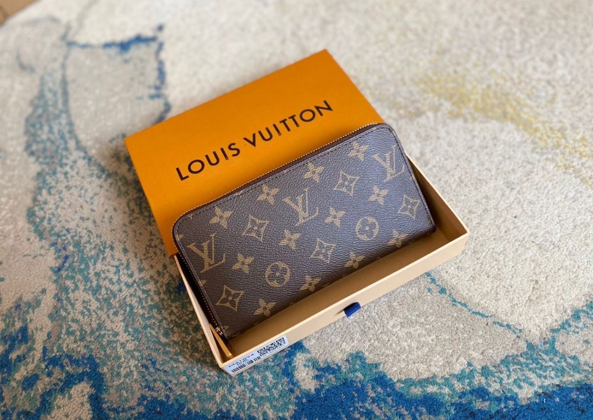 Louis Vutton Wallet For Woman 