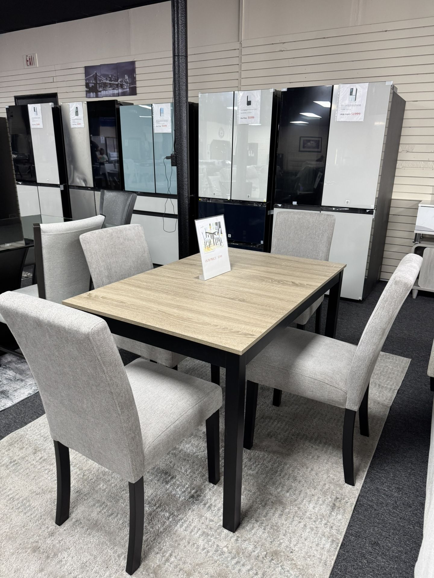 Dining Table Set. 🚚WE DELIVER🚚