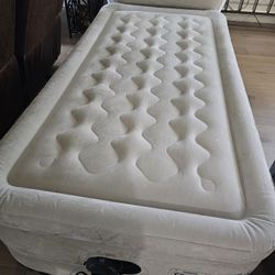 Intex 18” twin air mattress with headboard