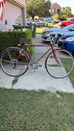 Vintage 10 speed bike