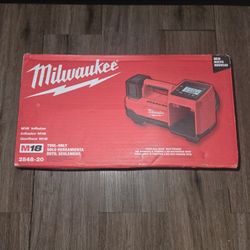 Milwaukee
M18 18-Volt Lithium-Ion Cordless Electric Portable Inflator (Tool-Only)