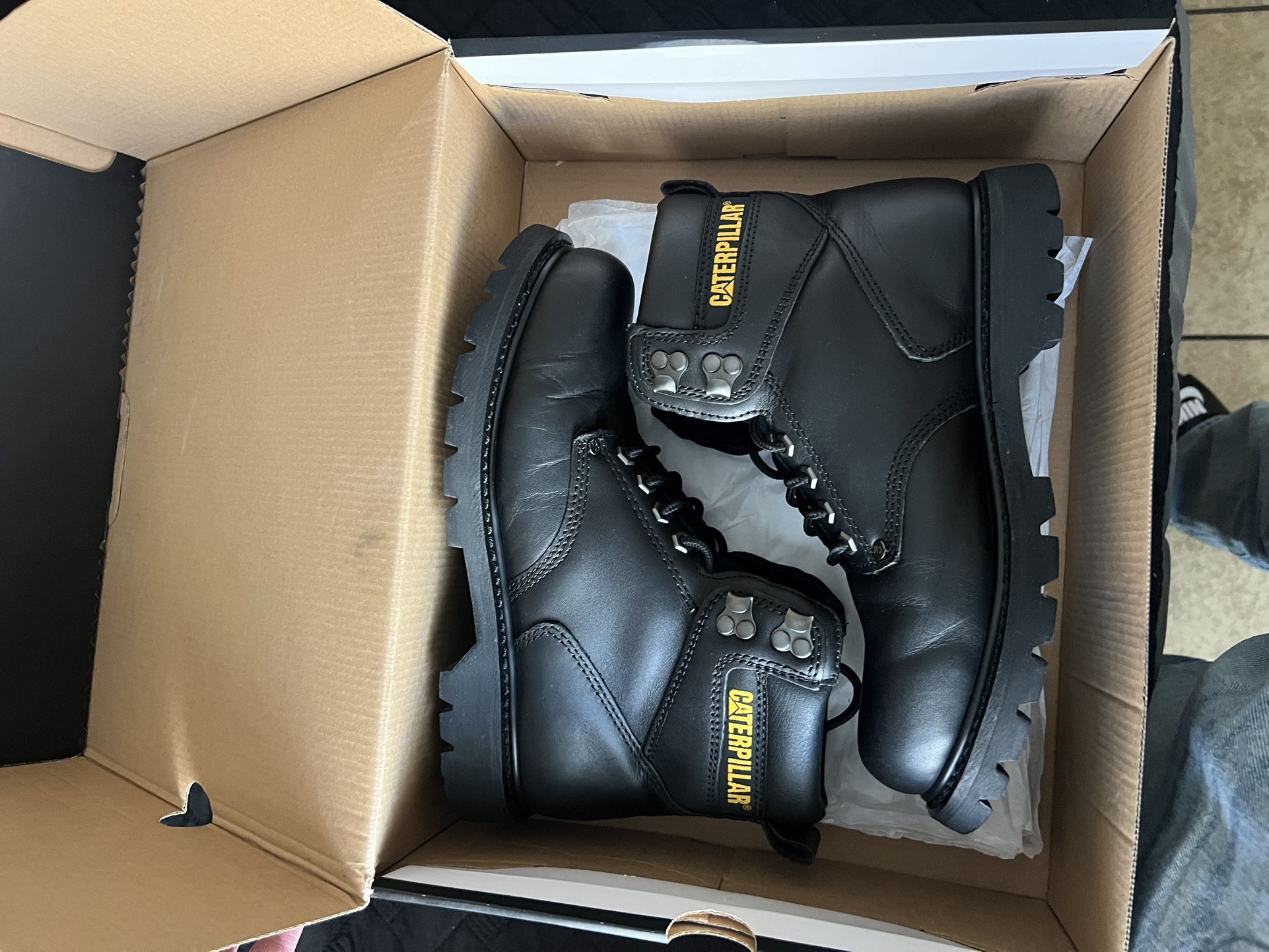 CAT work Boots Size 9.5M