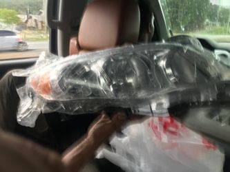toyota. corolla. head. light