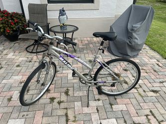 Bike ($50 ) & Allen Sports 2-Bike Hitch Rack ($70)