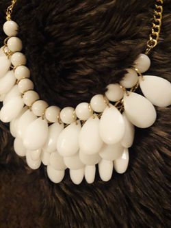 White necklace