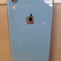 iPhone XR UNLOCKED 