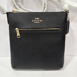 Coach Crossbody Black Leather P