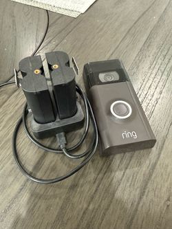 Ring Video Doorbell 2 plus 2 extra batteries with charger