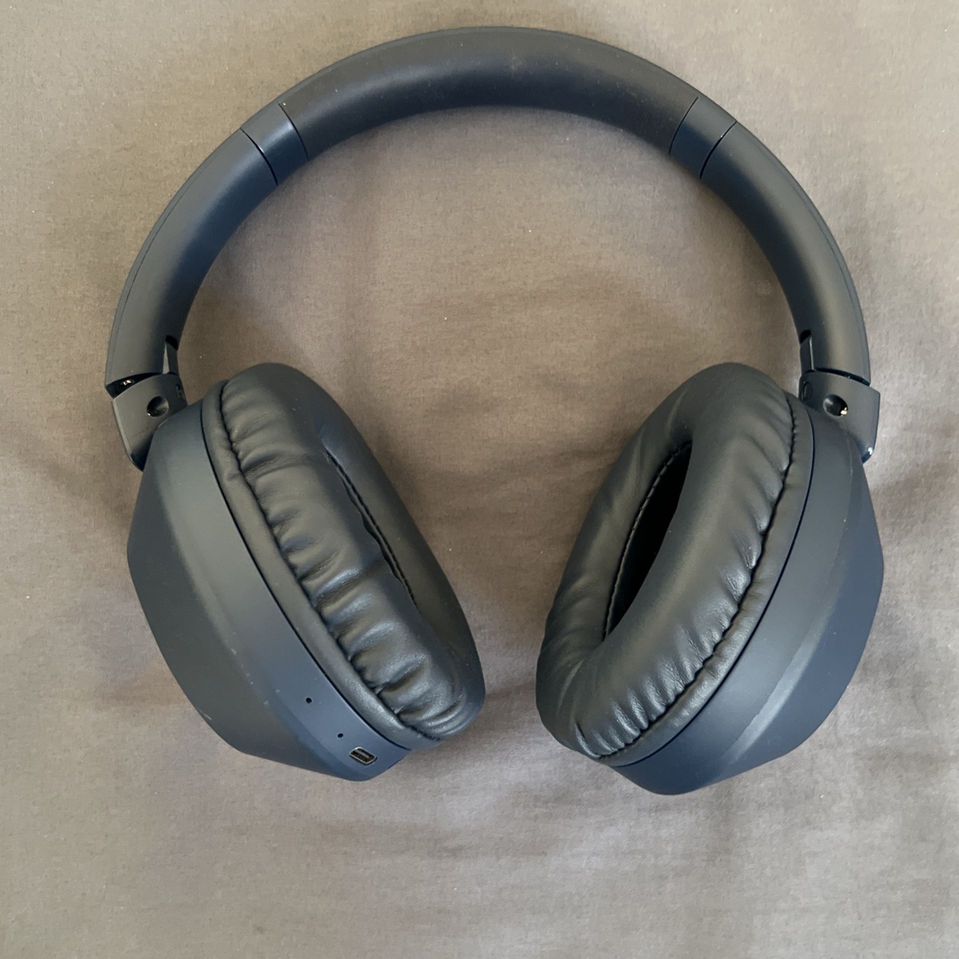 Swissbrand WAVES Wireless Headphones