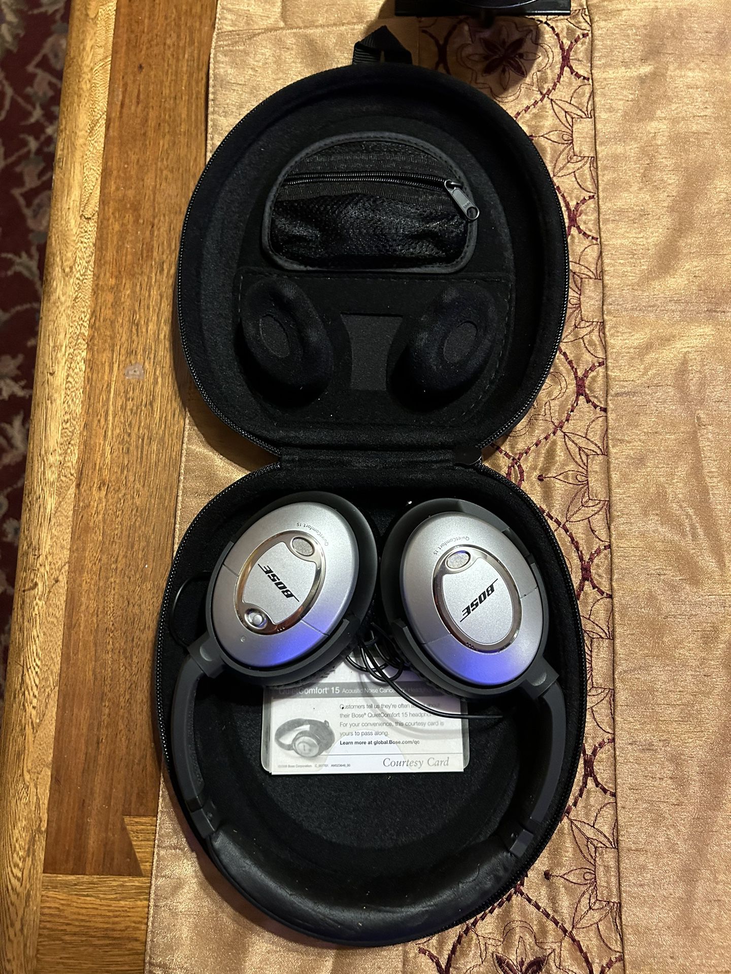 Bose Quiet Comfort Noise Cancelling Headphones