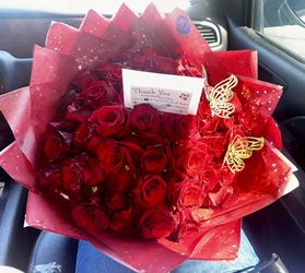 Ramo De Rosas Para Cualquier Ocasión 💐 