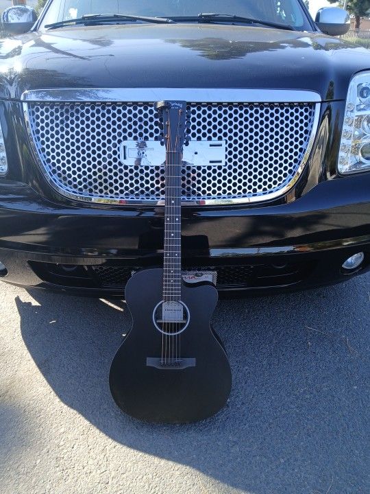 Martin  Guitar Acoustic Electric. Matt Black 