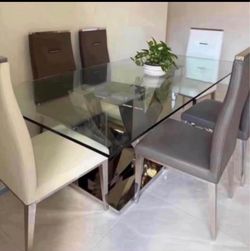 glass dining table