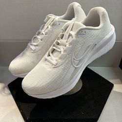 NIKE DOWNSHIFTER 13 RUNNING SHOES