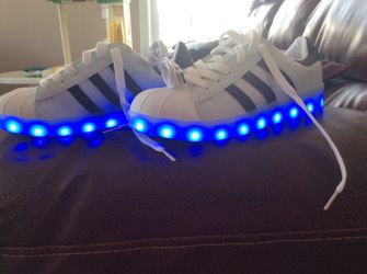 Fashion Lights Up Size 5