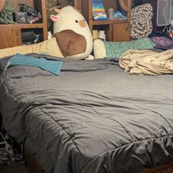 King Bed 