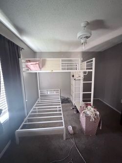 Twin girl bed