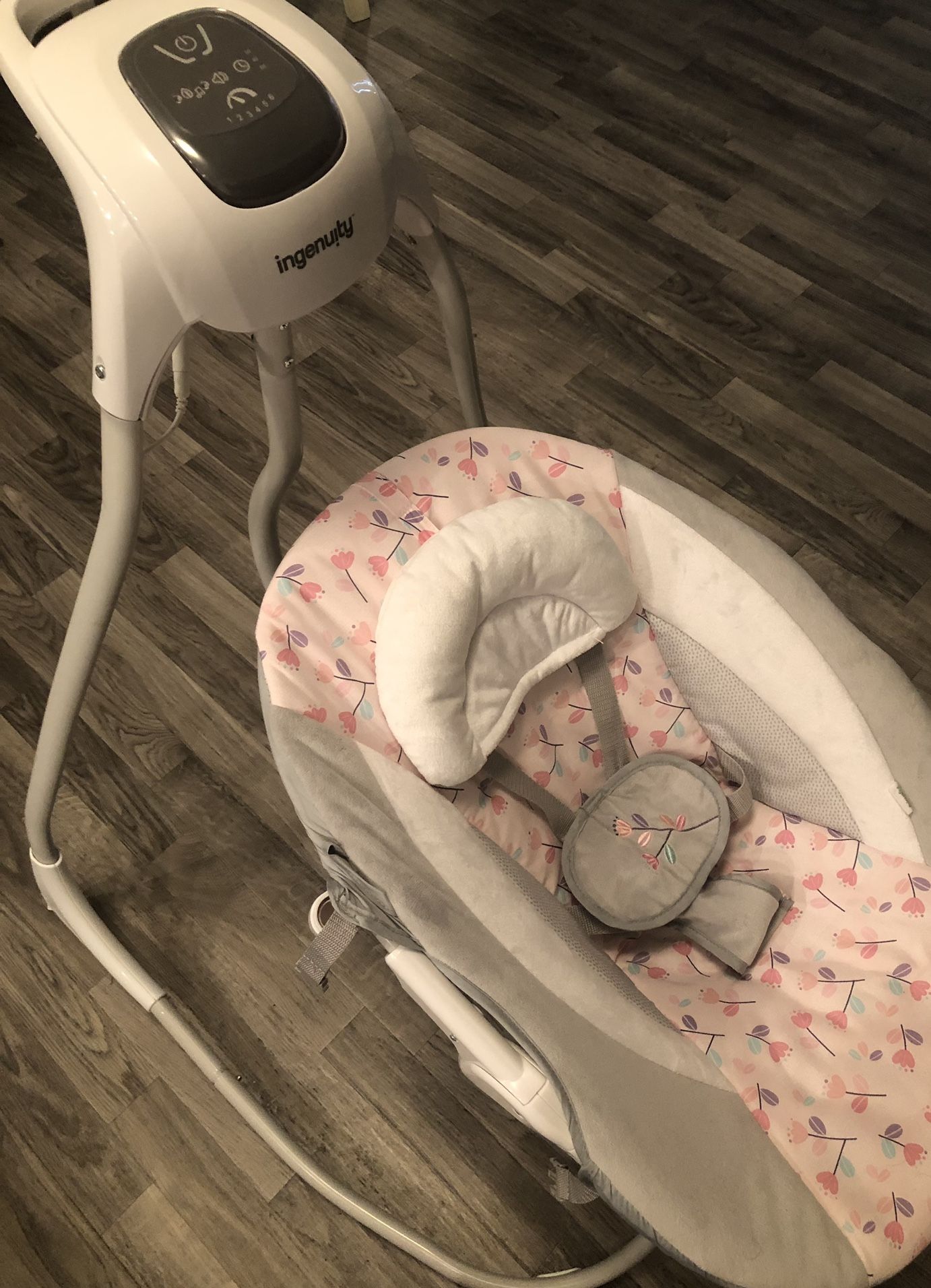 Baby Ingenuity Swing Flowers
