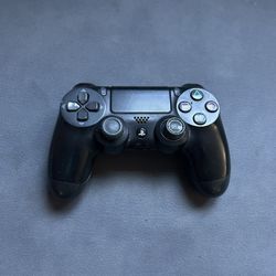 PS4 Controller