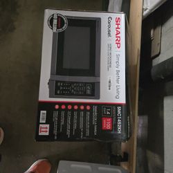 Microwave Oven ,  Used For A Week,  Like New 
