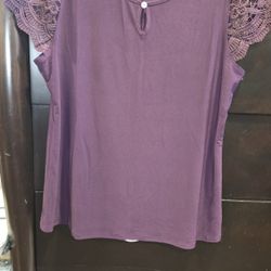 Women's Top - Lace sleeves. BRAND NEW with tags