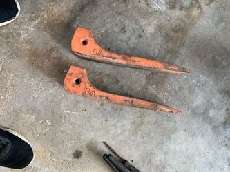 Skates