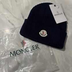 moncler beanie